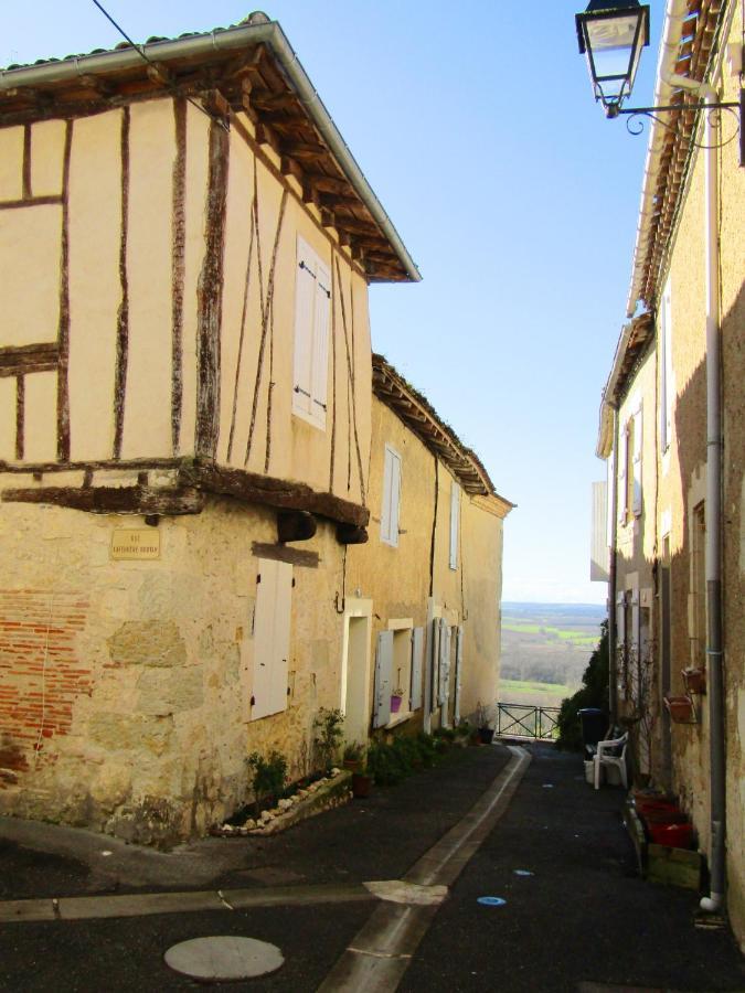 Gite Des Remparts A Lectoure Eksteriør bilde